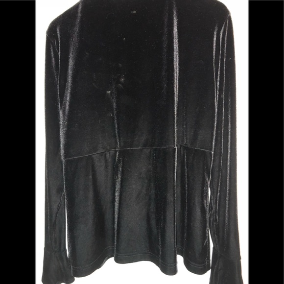 Top - Picture 4 of 4